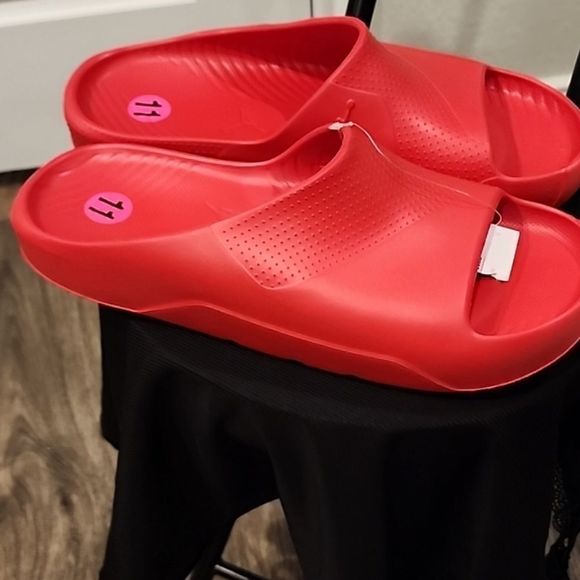 Jordan Post Slide Sandals- Uni Red - Picture 9 of 9